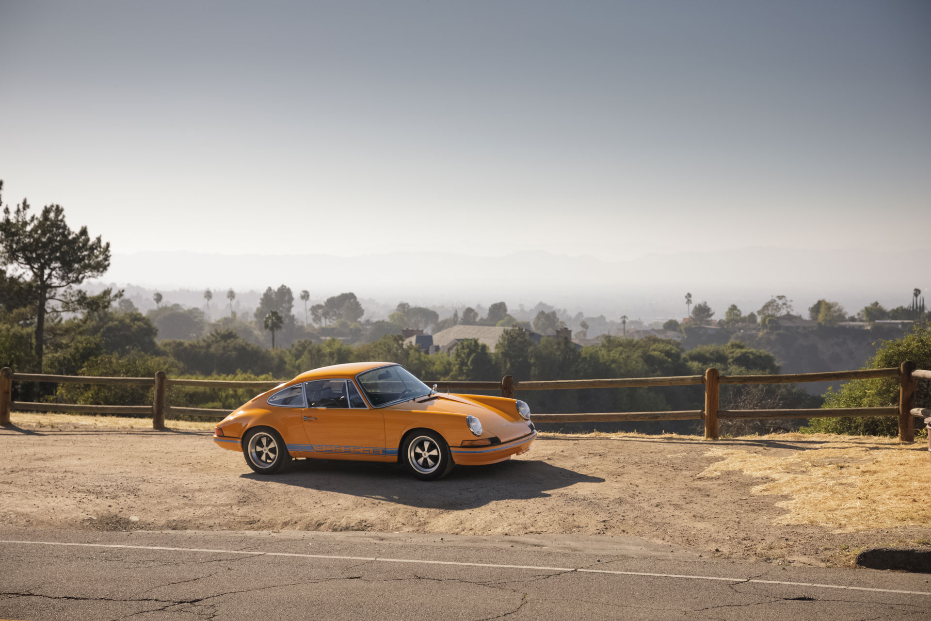 Porsche 911 in Los Angeles - Sergei Zjuganov Art & Media